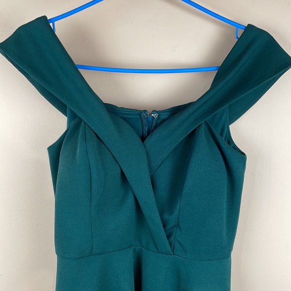 Pine green off the shoulder dress - Picture 2 of 4